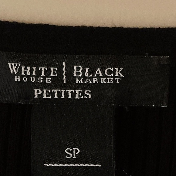 Sweater - Picture 4 of 4